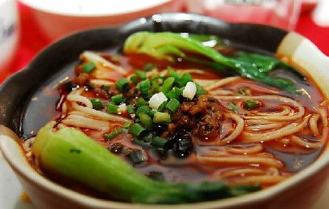 美食寶地成都 一天吃N頓！